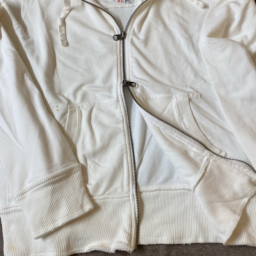 Gap size XL hoodie cream colored. - Picture 5 of 8